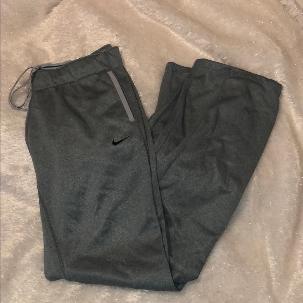 Nike women’s sweatpants